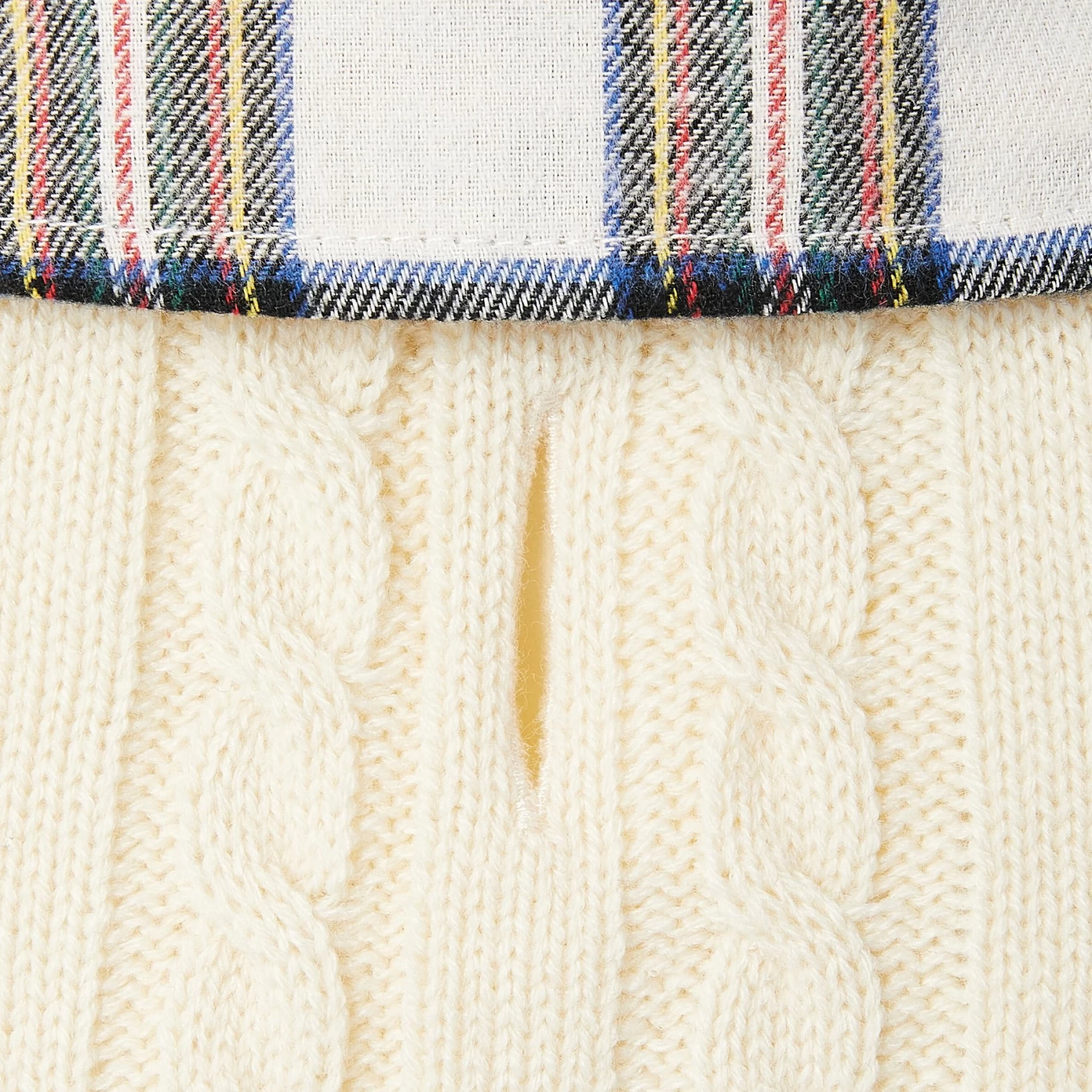 Frisco Cream Cable Knit Dog & Cat Sweater, White/Red Plaid 8 Frisco Cream Cable Knit Dog & Cat Sweater, White/Red Plaid - Image 6
