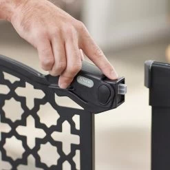 Frisco Metal Pattern Extra Wide Auto-close Dog Gate -Frisco 280285 PT4. AC SS1800 V1627400531