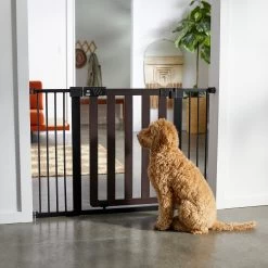 Frisco Wood & Metal Extra Wide Auto-close Dog Gate