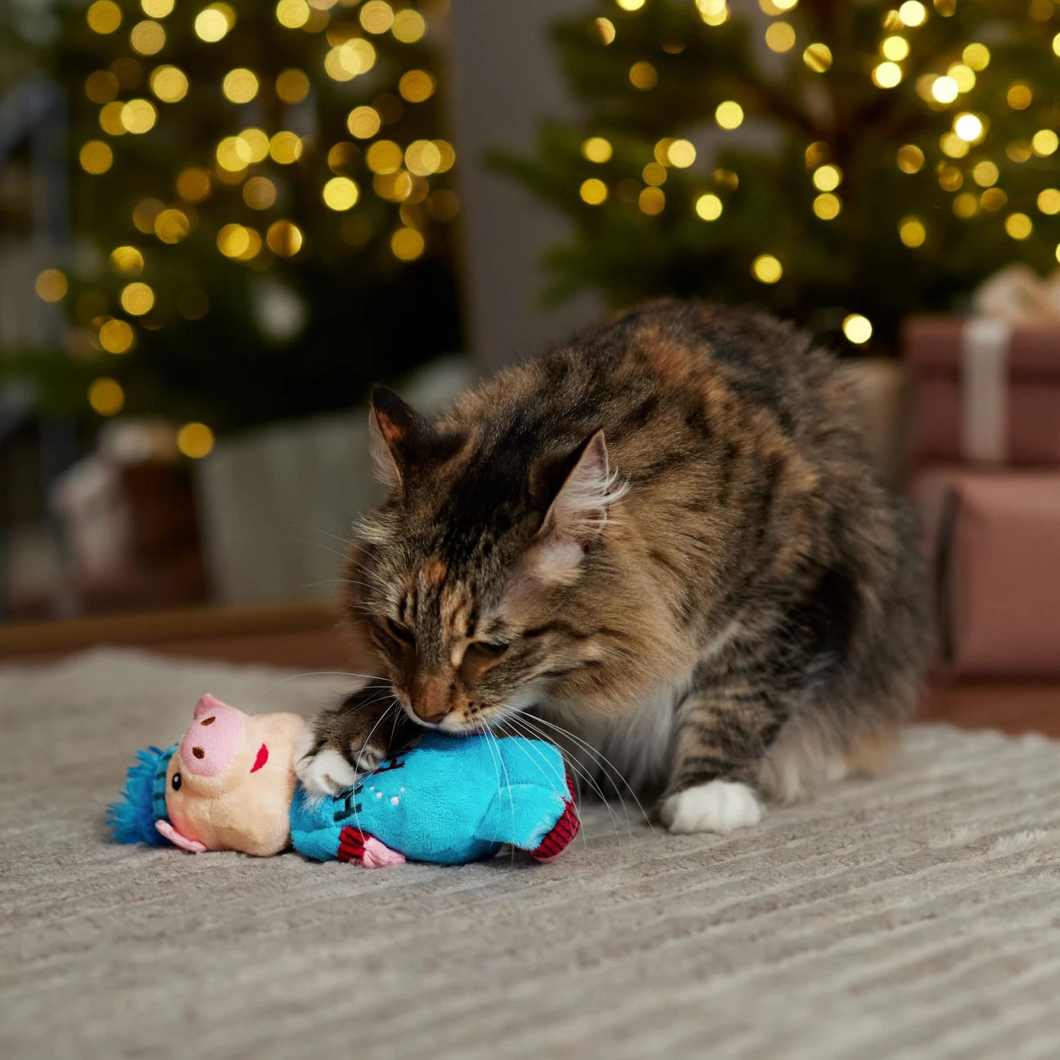 Frisco Pig In Pajamas Plush Kicker Cat Toy With Catnip 5 Frisco Pig In Pajamas Plush Kicker Cat Toy With Catnip - Image 3