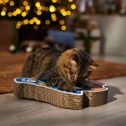 Frisco Holiday Penguin Interactive Maze & Scratch Cardboard Cat Toy With Catnip -Frisco 739766 PT4. AC SS1800 V1695046873