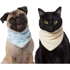 Frisco Reversible Snowflake Cozy Knit Faux Fur Dog & Cat Pullover Bandana, 1 Count